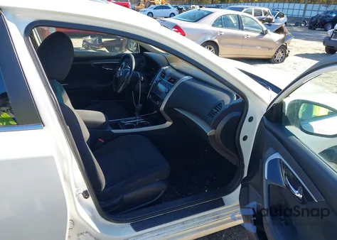 2014 Nissan Altima 2.5 Sv из США, поврежденный, VIN 1N4AL3AP6EC115304